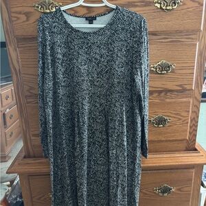 J. Jill Black and White Long Sleeve Dress